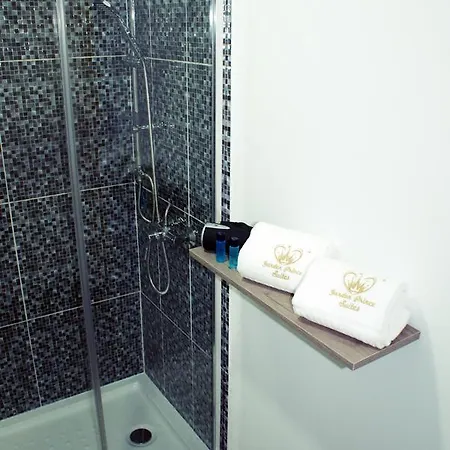Garden Prince Suites 리스본