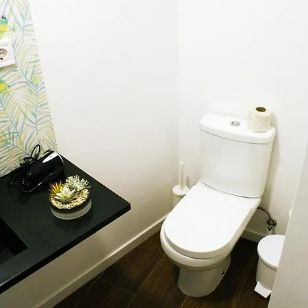 Garden Prince Suites *