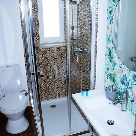 Garden Prince Suites Alojamento de Acomodação e Pequeno-almoço *