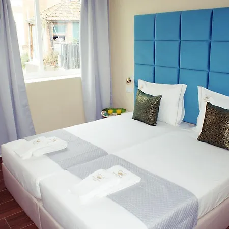 Alojamento de Acomodação e Pequeno-almoço Garden Prince Suites